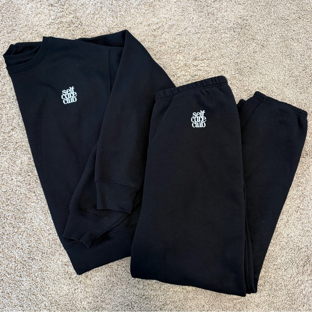 Brunette The Label Black Sweatshirt & Jogger Sweatpants set